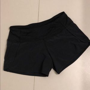 Lululemon black shorts